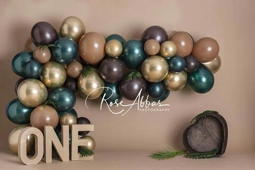 Kate 1st Birthday Balloons Backdrop Designed By Rose Abbas - Image 2