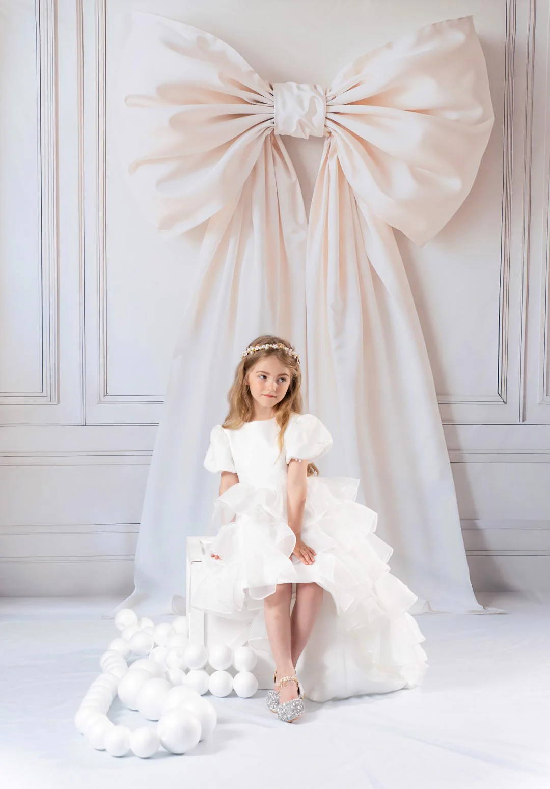 Kate Sweep Elegant Big Bow Backdrop Designed by Emetselch