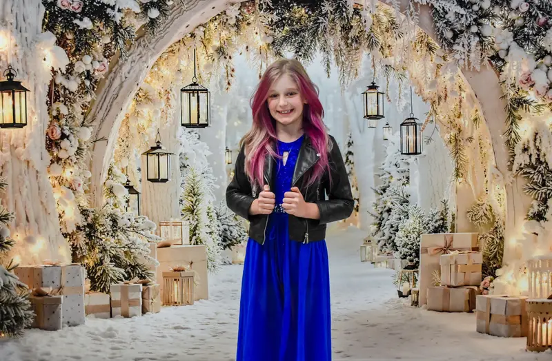 Kate Winter Floral Arch Presents Lanterns Backdrop Designed by Emetselch